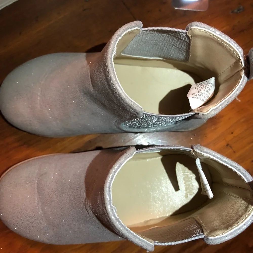 Gymboree silver metallic